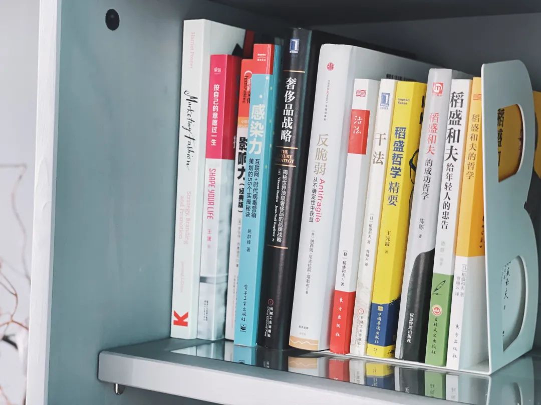 韩剧女一号剧本：35岁伦敦读研，38岁创业，差点毁容，终成最佳BOSS