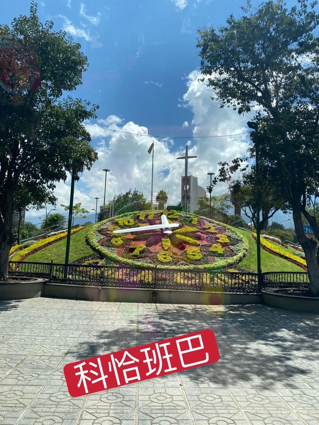Linda:不会环游世界的歌唱演员,不是一个好掌柜!