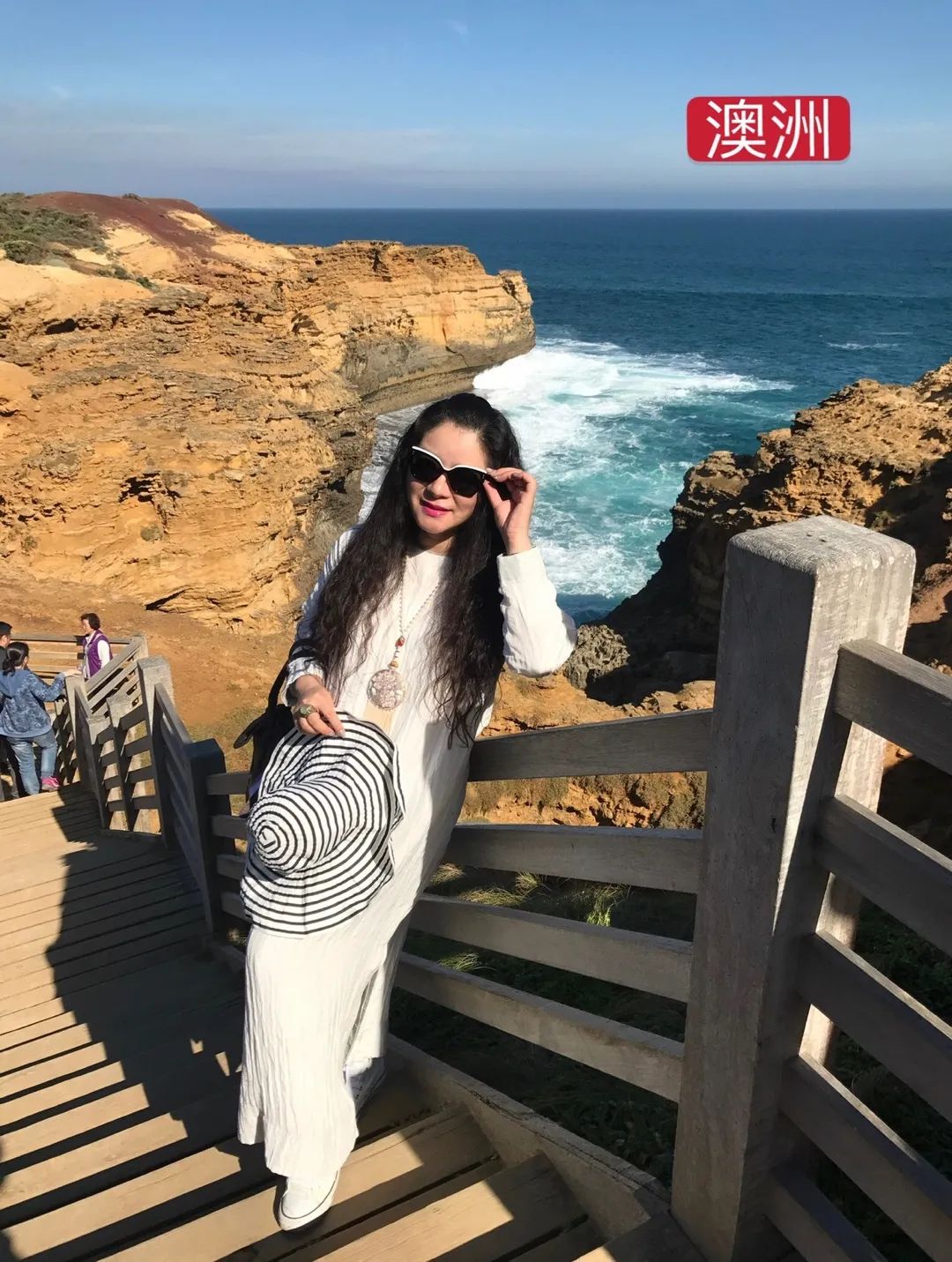 Linda:不会环游世界的歌唱演员,不是一个好掌柜!